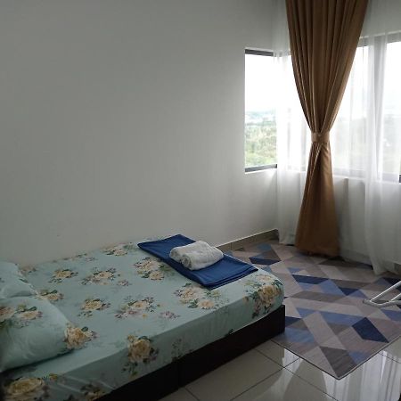Fz Almyra Homestay Kajang Exterior photo