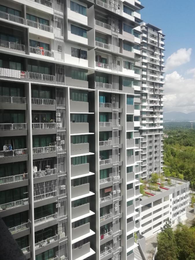 Fz Almyra Homestay Kajang Exterior photo